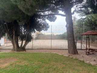 Valla para pista de tenis