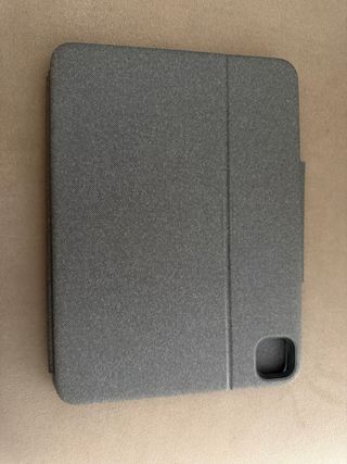 Funda Logitech Combo Touch iPad Pro 11