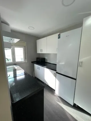 Habitación individual amueblada en piso compartido