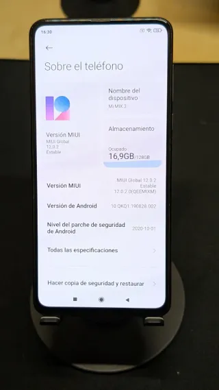 Xiaomi Mi Mix 3.