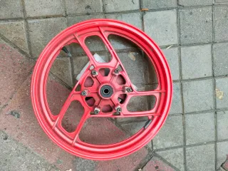 Llanta Trasera Yamaha RD 350 Roja