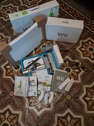 Nintendo Wii + Wii Fit + Wii Sports + WII Balance