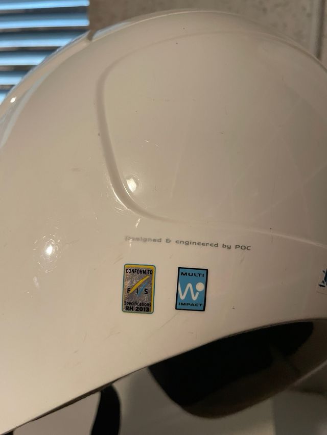 Casco blanco POC