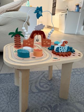 Mesa aprendizaje Janod Dino.