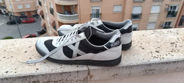 Zapatillas Munich Fútbol Sala Negras y Grises