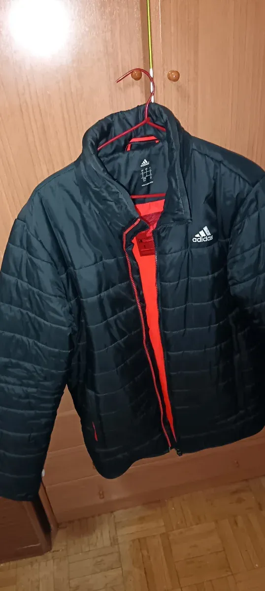 Chaqueta Adidas hombre negra y roja