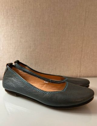 Manoletinas de piel grises