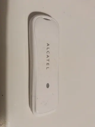 Modem USB Alcatel Bianco