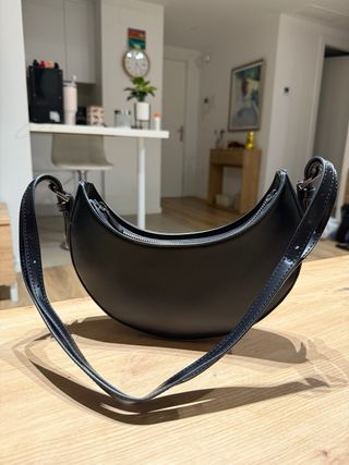 Bolso Armani Exchange Negro Media Luna