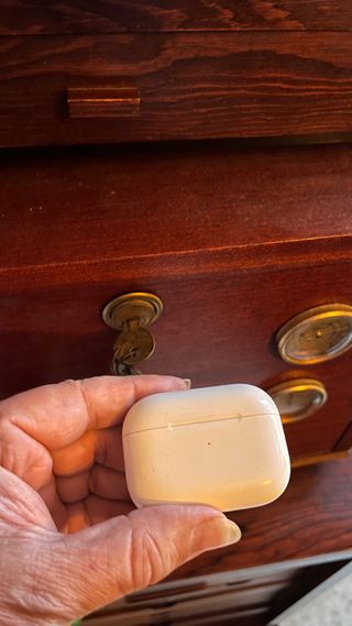 Estuche AirPods Pro (sin auriculares)