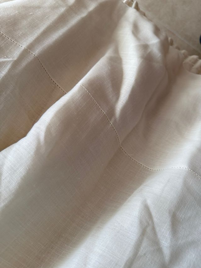 Por mudanza vendo Cortina de lino beige y blanco
