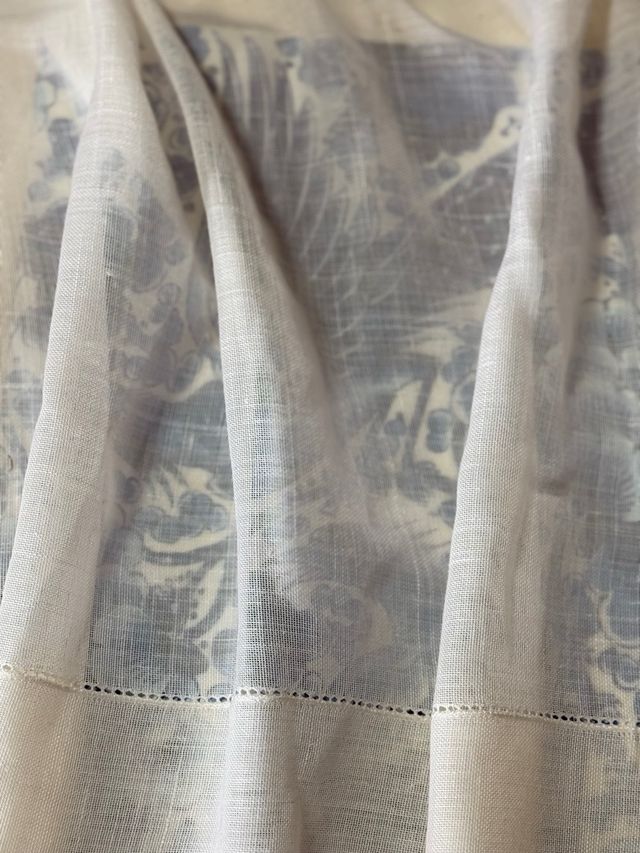 Por mudanza vendo Cortina de lino beige y blanco