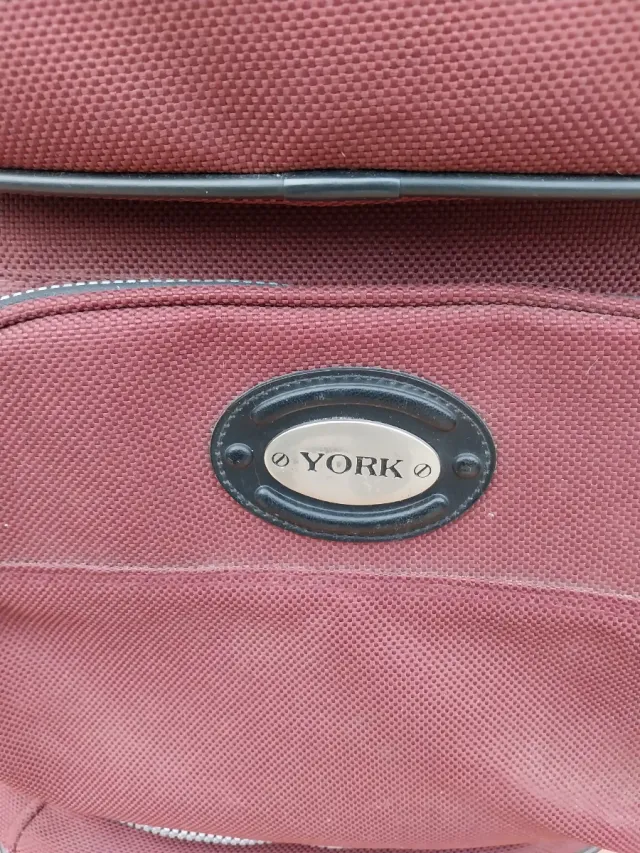 Maleta de tela York bordô