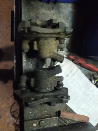 Ford Fiesta 2002 Pinze Freni Anteriori