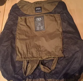 Cortavientos Zara plegable verde M