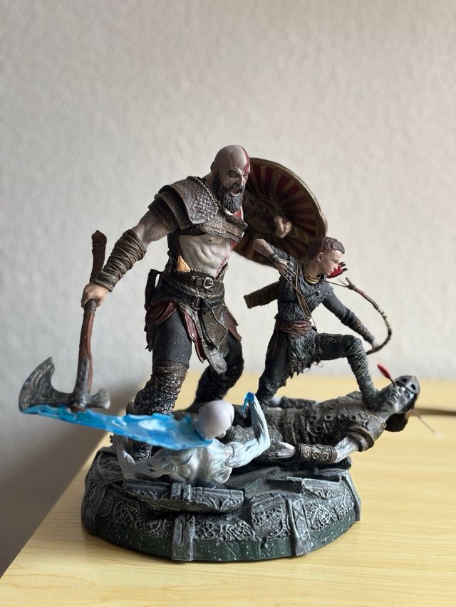 Figura Kratos y Atreus God of War Oficial
