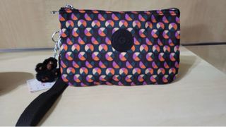 Pochette Kipling fantasia geometrica