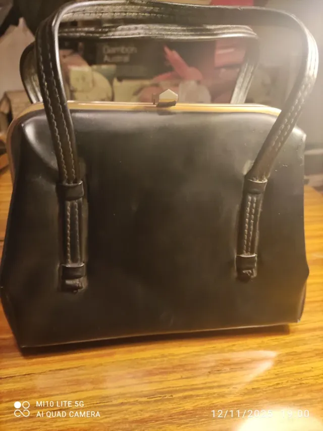 Bolso de mano vintage negro
