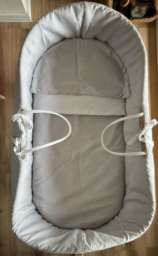 Capazo mimbre con base mecedora