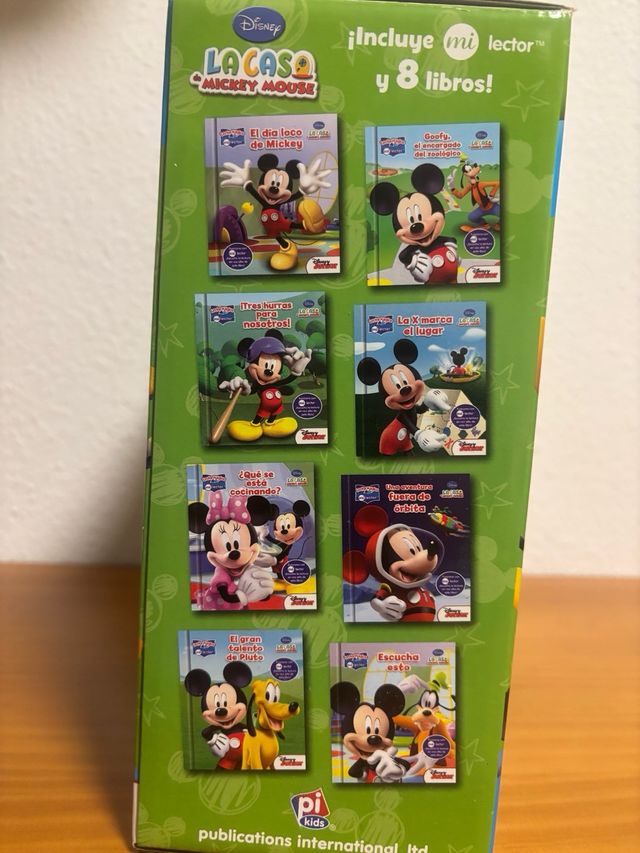 Biblioteca 8 Libros + Lector Electrónico Disney Ju