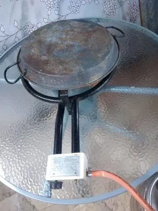 Lote Paellero 40cm, mesa no incluida