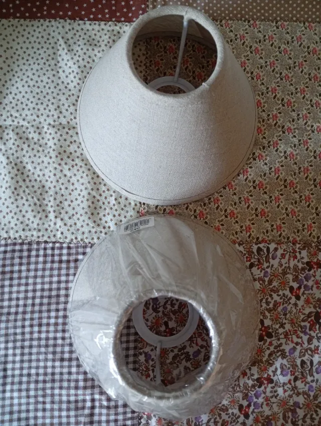 Panoramas para lâmpadas bege