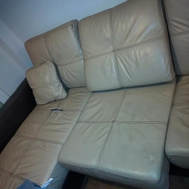 Sofá modular con cheslong piel beige y marrón