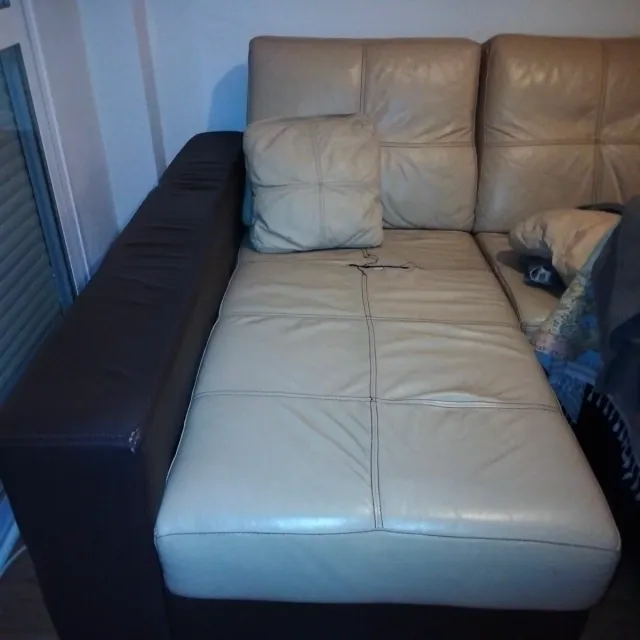Sofá modular con cheslong piel beige y marrón
