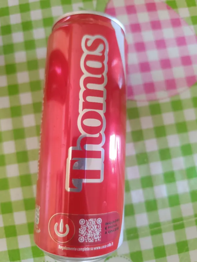 Lattina Coca Cola con nome "Thomas"