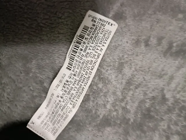 Vestido negro Zara volantes