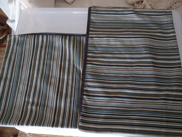 Capas de almofada listradas