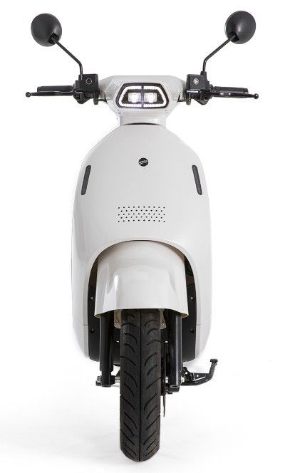 Moto Eléctrica Arena Rena S. Scooter