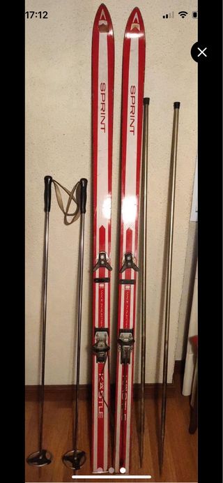 Esquís Kastle Sprint con bastones