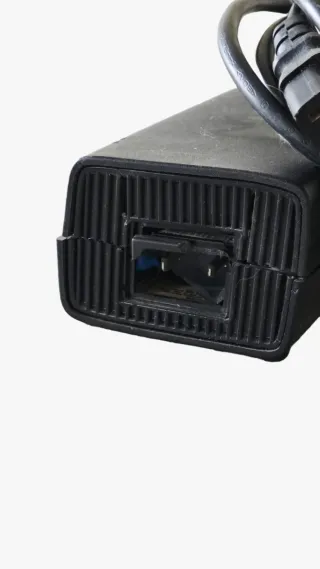 Xbox 360 S + Kinect + 9 giochi