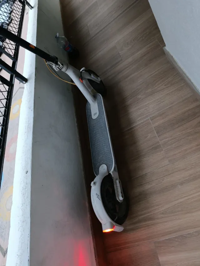Patinete Eléctrico Xiaomi Scooter 3