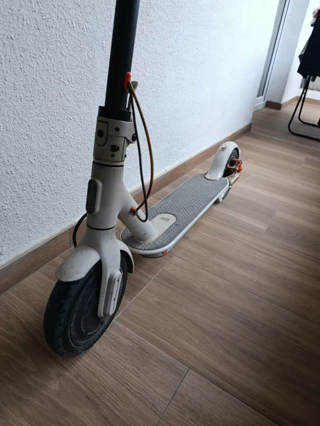 Patinete Eléctrico Xiaomi Scooter 3