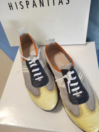 Deportivas Hispanitas casi sin usar