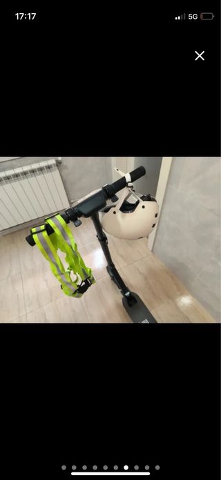 Patinete eléctrico RCB con casco y chaleco