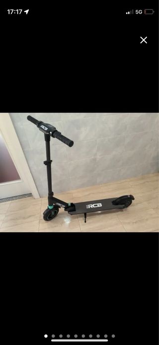 Patinete eléctrico RCB con casco y chaleco