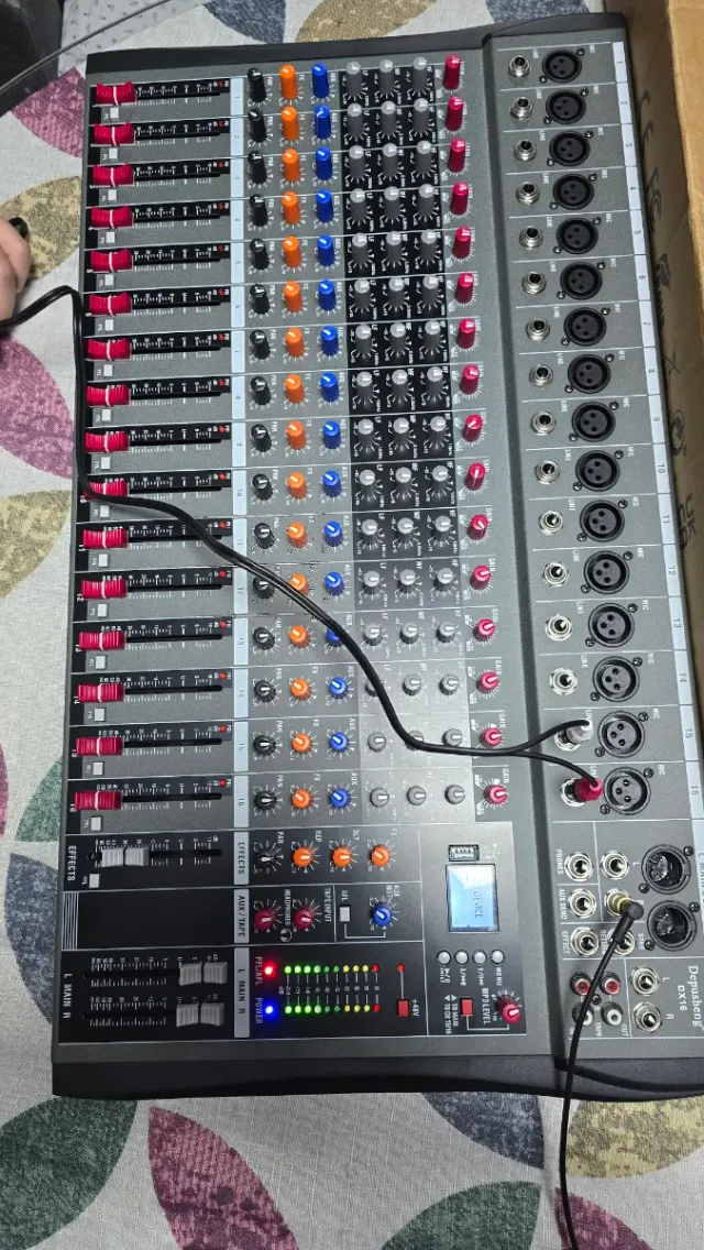 Mesa de Sonido 16 Canales Depusheng DX16