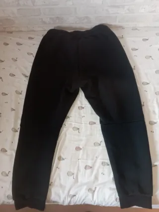 Pantalón Nike Tech Negro