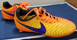Botas Fútbol Nike Magista Niño Talla 35.5