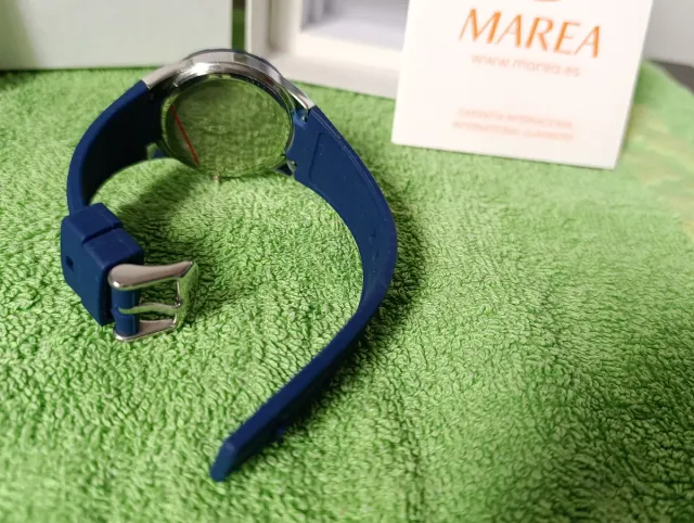 Set Comunione Marea: Orologio e Altoparlante Bluetooth