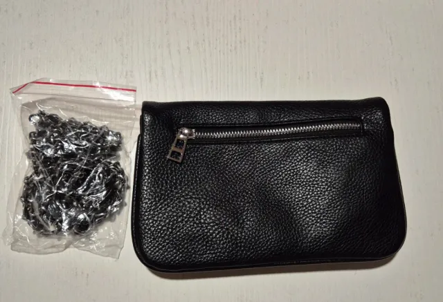 Borsa nera con catena