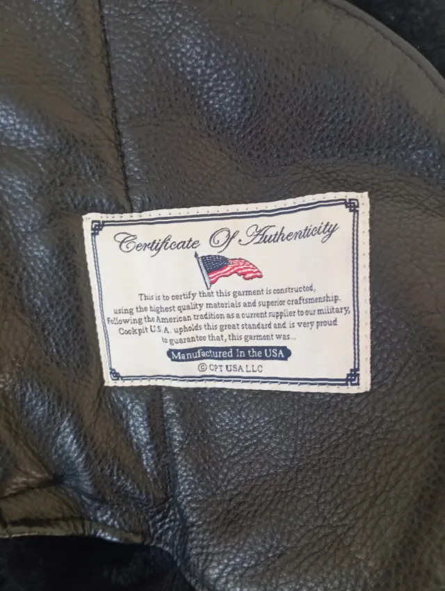 Chaqueta cockpit USA  de borrego y napa.