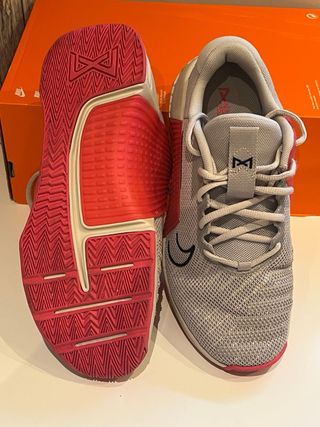 Nike Metcon 9 Gris/Rosa 40