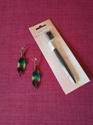 Pendientes Artesanía Hoja en Cuero