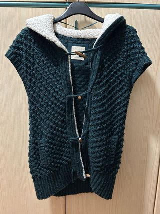Gilet Zara con alamari taglia M
