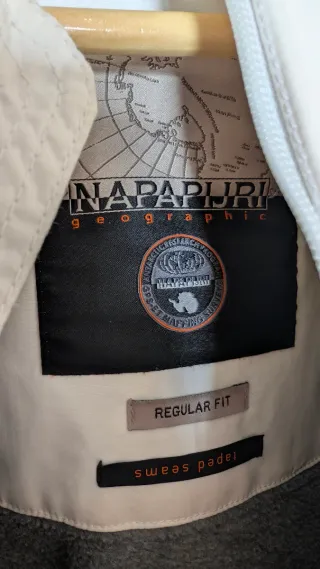 Cortavientos Napapijri