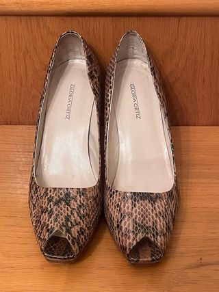 GLORIA ORTIZ -Zapatos tacón estampado serpiente 38